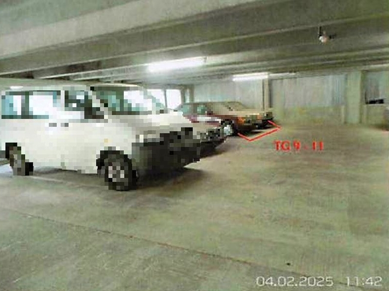 Gewerbliche Einheit und Tiefgaragenstellplätze in Waiblingen - Bild 3