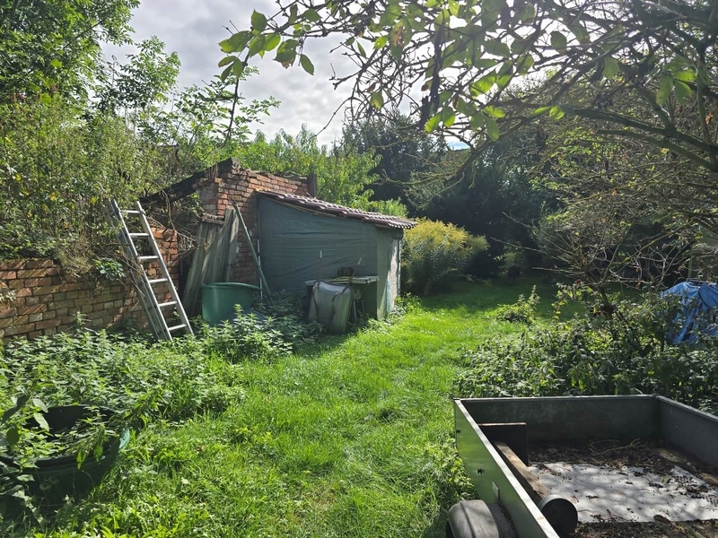 Einfamilienwohnhaus (Doppelhaushälfte) mit Nebengebäuden in Hohenmocker - Bild 4