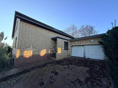 Zweifamilienhaus, gewerblich genutztes Grundstück, Garage in Schierholzstraße 160, 32584 Löhne - Bild 2