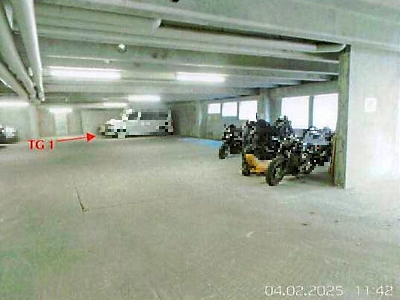 Gewerbliche Einheit und Tiefgaragenstellplätze in Waiblingen - Bild 2