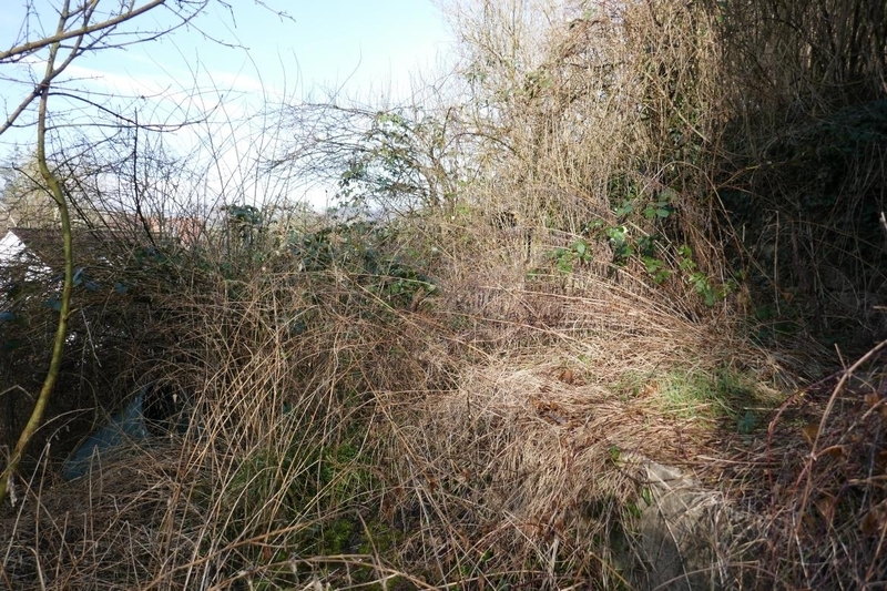 Einfamilienwohnhaus mit Garage und unbebautes Grundstück in Öhringen - Bild 4