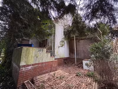 Zweifamilienhaus mit zwei Garagen in Weststraße 74, 32278 Kirchlengern - Bild 2