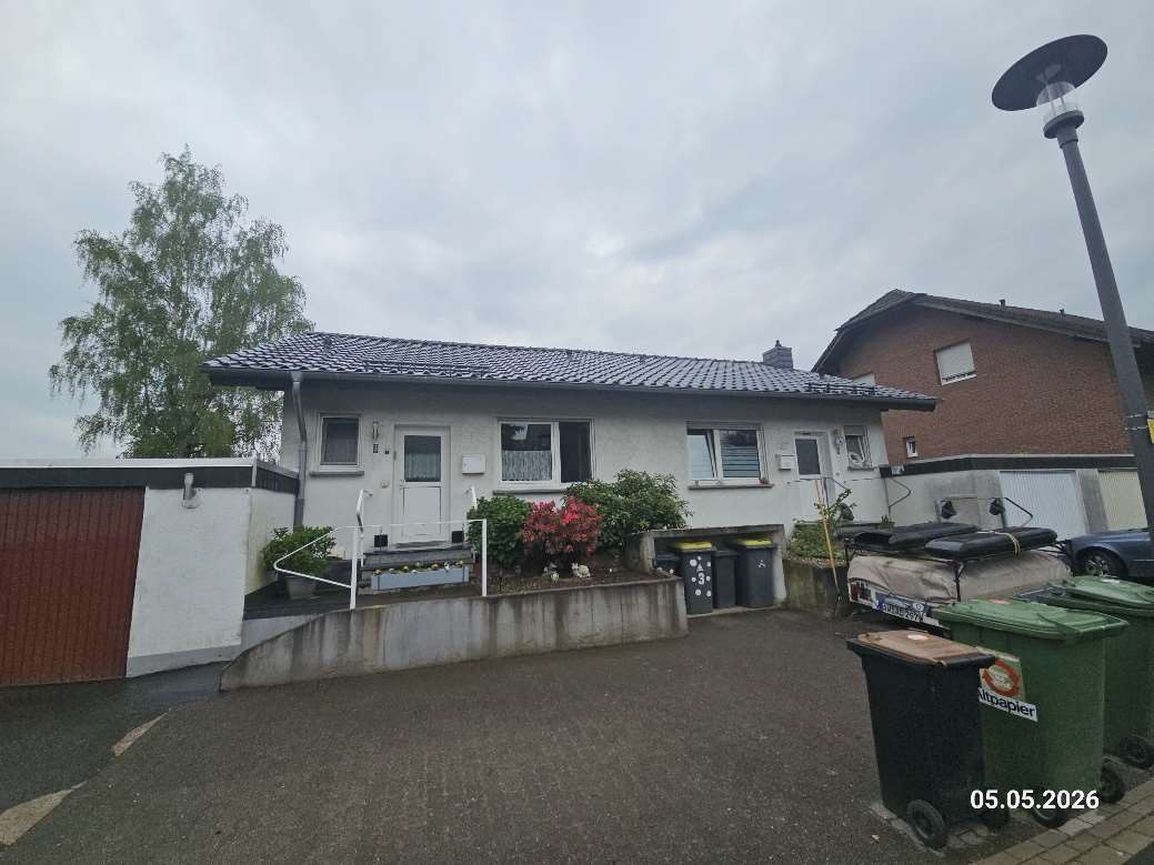 Mehrfamilienhaus, Einfamilienhaus in Hennef (Sieg) - Bild 2