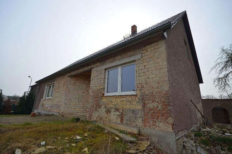 Einfamilienhaus und Nebengebäude in Dreetz - Bild 1