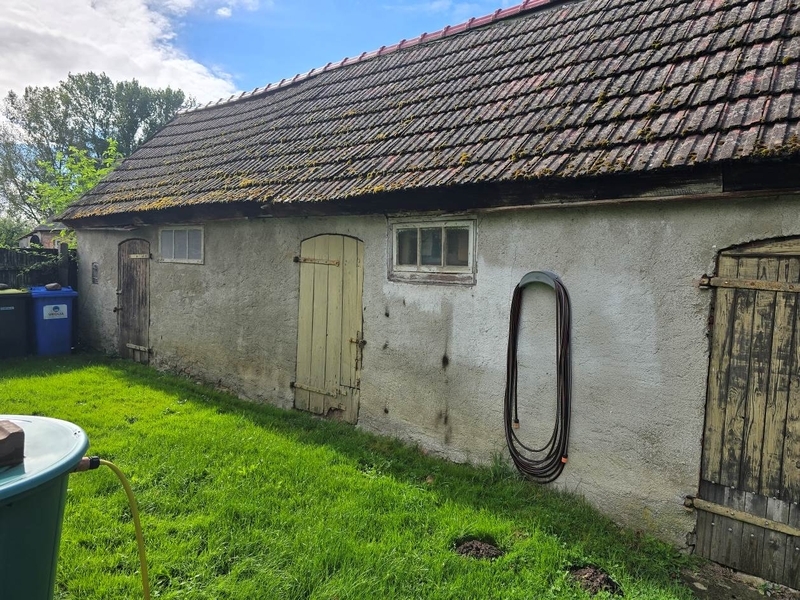 Einfamilienwohnhaus (Doppelhaushälfte) mit Nebengebäuden in Hohenmocker - Bild 3