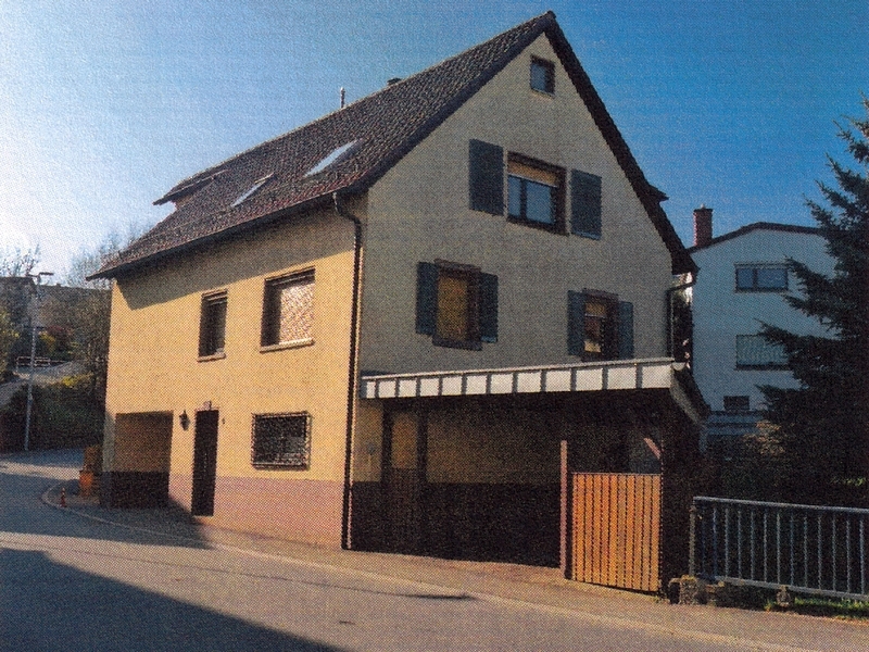 Zweifamilienwohngebäude mit 2 Einzelgaragen in Epfenbach - Bild 2