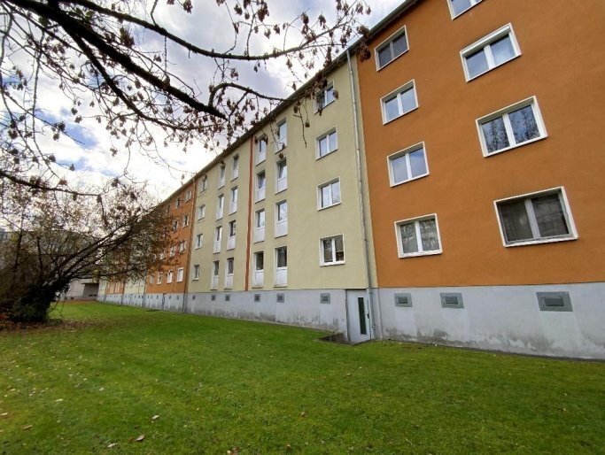 Kfz-Stellplatz, Eigentumswohnung (3 bis 4 Zimmer) in Köln - Bild 4