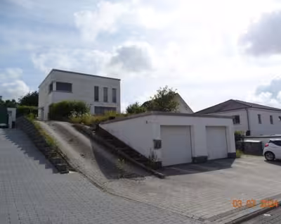 Einfamilienhaus, Doppelgarage in Auf dem Allöh 12, 51643 Gummersbach, Berstig - Bild 1