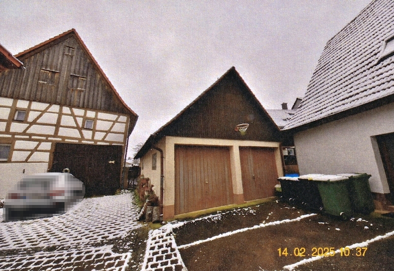 Wohnhaus (Stockwerkseigentum), Doppelgarage und Scheune in Vaihingen an der Enz - Bild 3