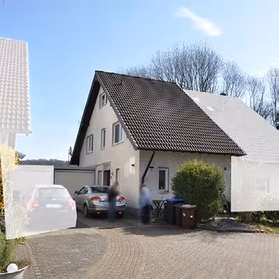 Garage, Doppelhaushälfte in Dählchen 44, 51469 Bergisch Gladbach, Paffrath - Bild 2