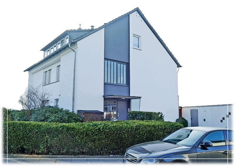 Garage, Eigentumswohnung (3 bis 4 Zimmer) in Bad Salzuflen - Bild 1