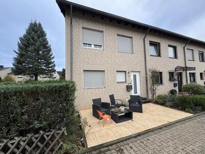 Garage, Reihenhaus in Münchener Str. 16, 41472 Neuss, Holzheim - Bild 1