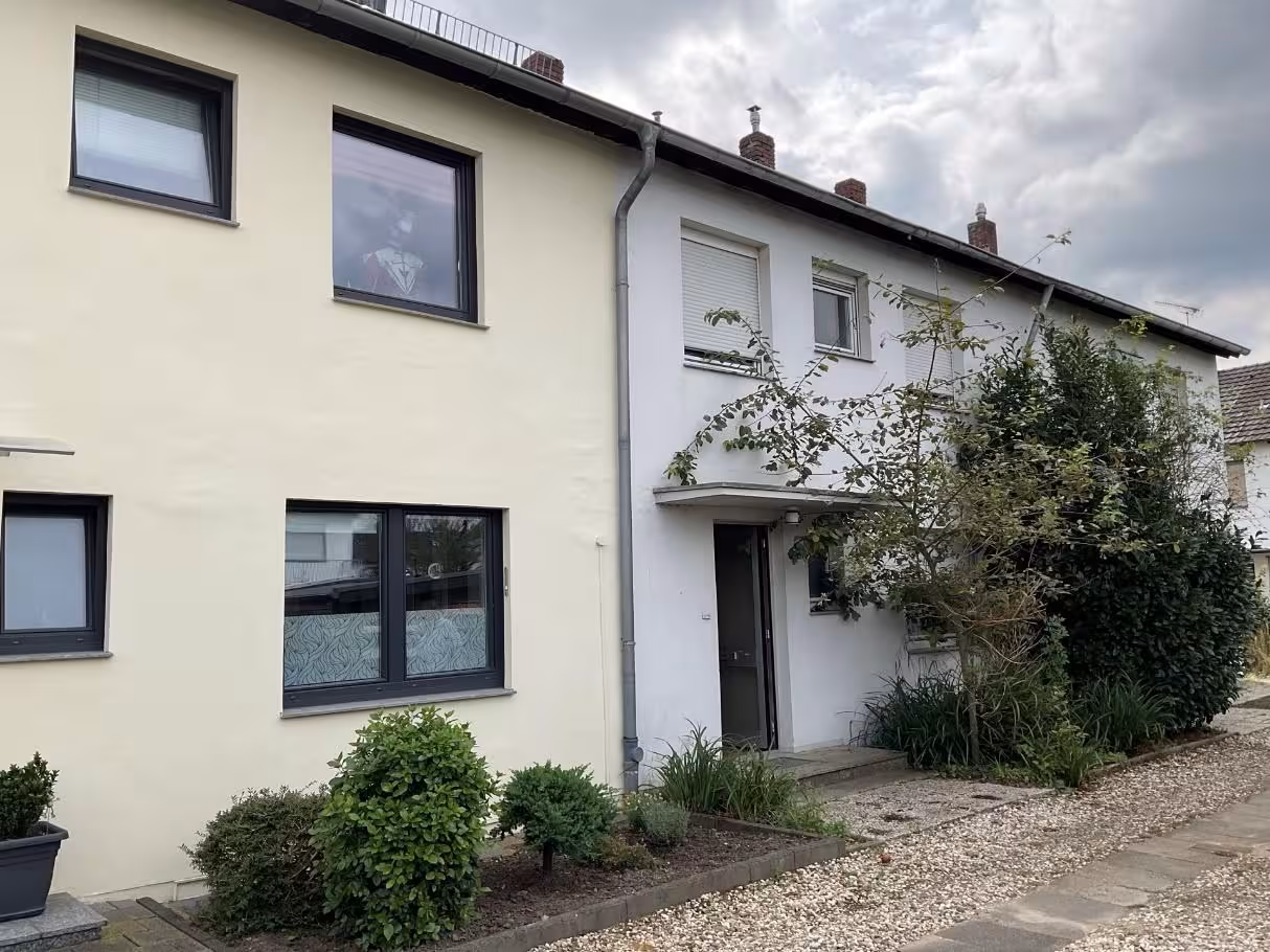 Garage, Reihenhaus in Wassenberg - Bild 1