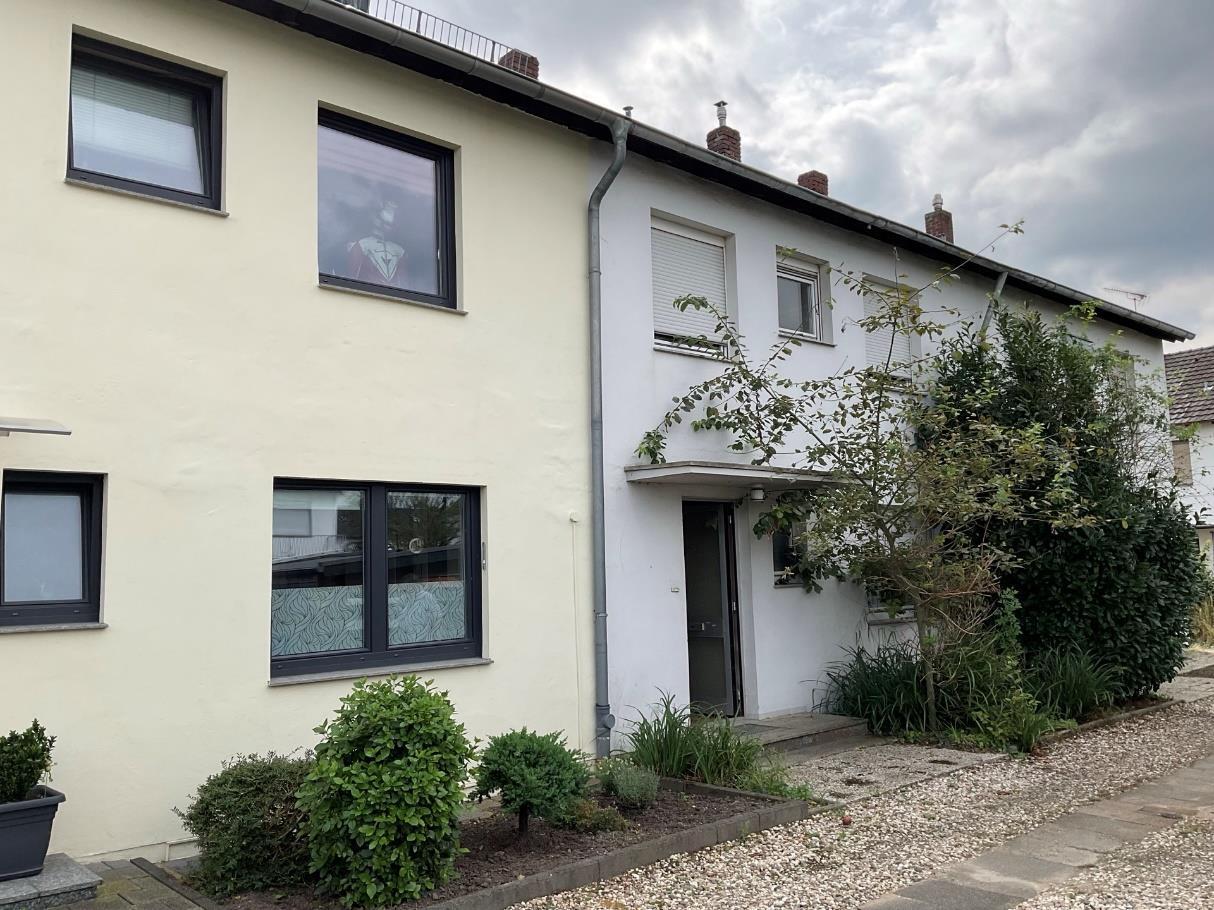 Garage, Reihenhaus in Wassenberg - Bild 1