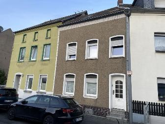 Mehrfamilienhaus, Reihenhaus in Scharffensteinstr. 102, 51061 Köln, Stammheim - Bild 2