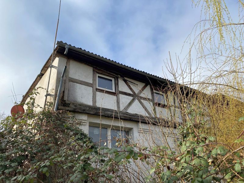 Baufällige Wohnhaushälfte in Angermünde - Bild 1