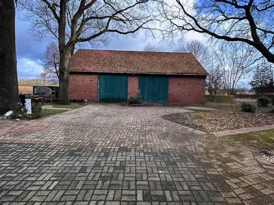 Mehrfamilienhaus, Eigentumswohnungen, Scheune in Mühlenbrink 19, 32107 Bad Salzuflen, Werl-Aspe - Bild 1