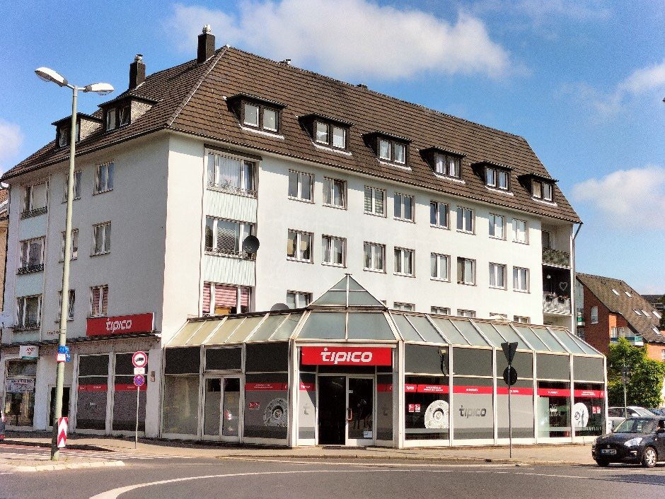Wohn-/Geschäftshaus in Neuss - Bild 1