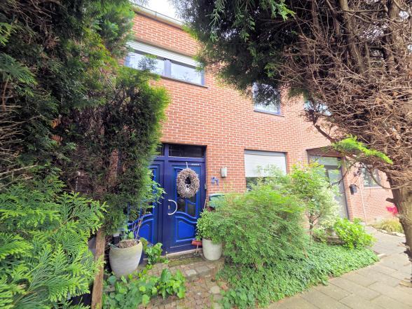 Reihenhaus, Abstellfläche mit Abstellraum, Zuwegung in Niederkrüchten - Bild 1
