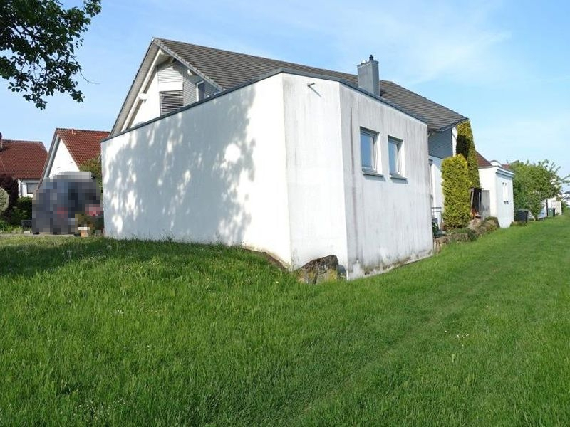 Wohnhaus mit Doppelgarage in Weil - Bild 2
