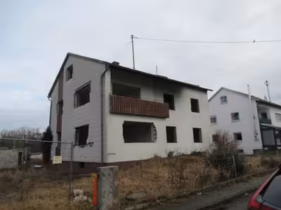 Grundstück mit entkerntem, abrissreifem Wohnhaus in Lindenstraße 31, 31 a, Siedlungsstraße 29b, 29c, 29 d, 29e, 85107 Baar-Ebenhausen, Baar - Bild 2