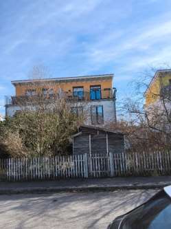 Doppelhaushälfte, Kfz-Stellplatz in Saubsdorfer Straße 16 a, 86807 Buchloe - Bild 1