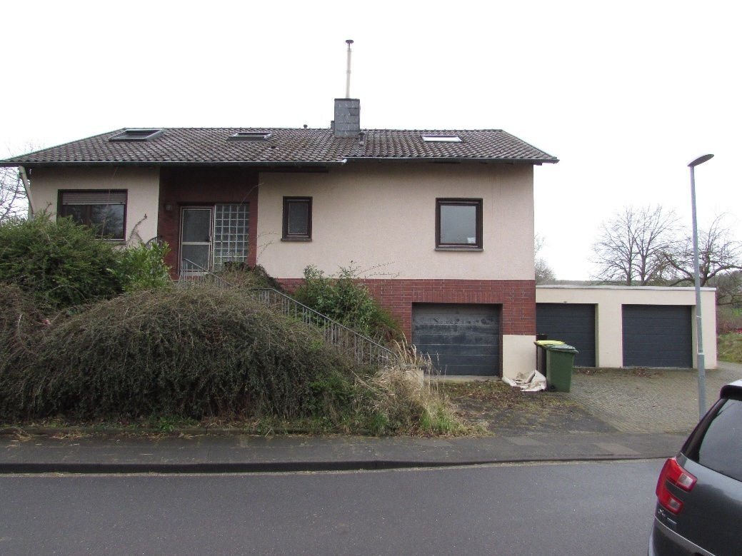 Zweifamilienhaus, Garage in Rheinbach - Bild 2