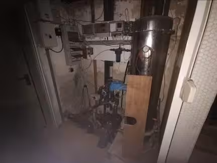 Bauernhaus mit 2 Holzscheunen, Wiesengrundstück, Garagengrundstück mit 2 Massivgaragen in Schönwald - Bild 13