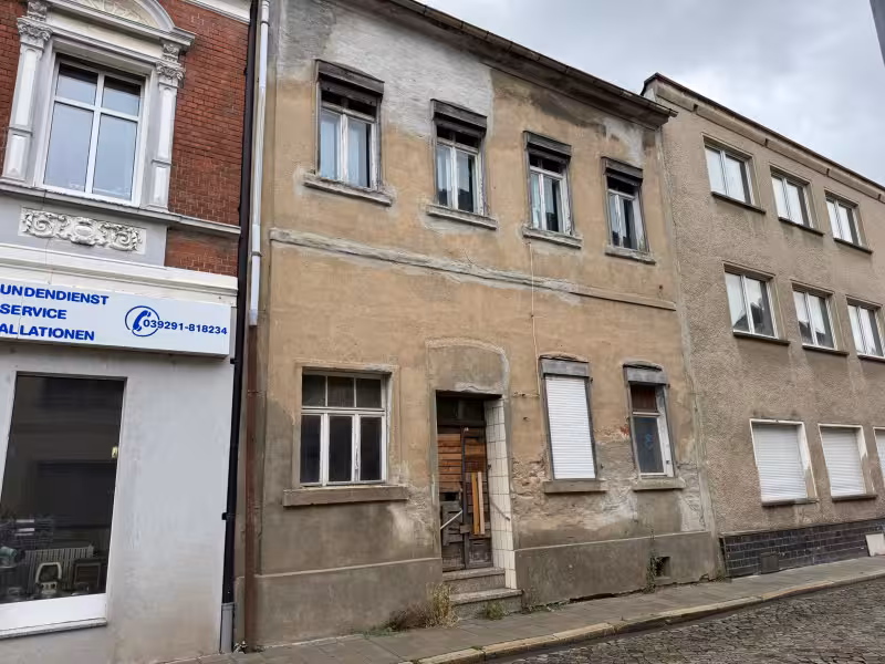 Mehrfamilienhaus, zweigeschossig in Calbe (Saale) - Bild 2