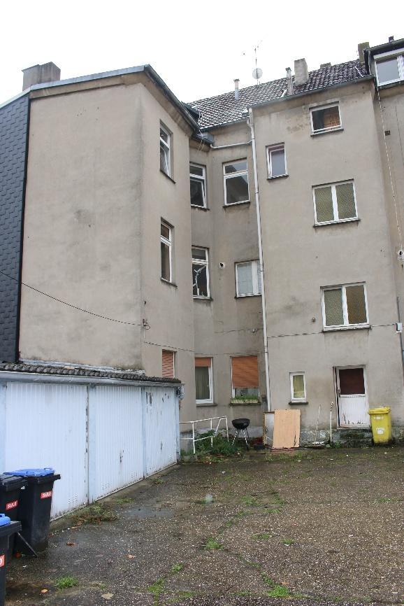 Mehrfamilienhaus, zwei Nebengebäude (Werkstatt), einem Garagengebäude (Einzelgarage) und vier Reihengaragen in Gelsenkirchen - Bild 3