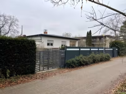 Einfamilienhaus, Garage in Berlin - Bild 2