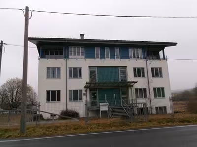 Wohn-/Geschäftshaus in Neukirchner Straße 1 b, 08387 Jahnsdorf - Bild 2