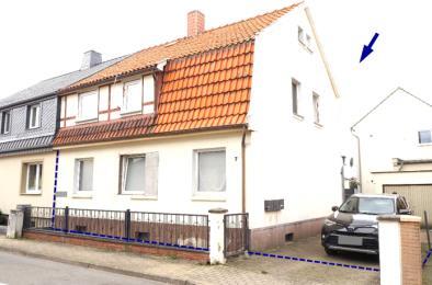 Einfamilien-Doppelhaushälfte und Einfamilienhaus sowie Nebengelasse in Nordhausen - Bild 1