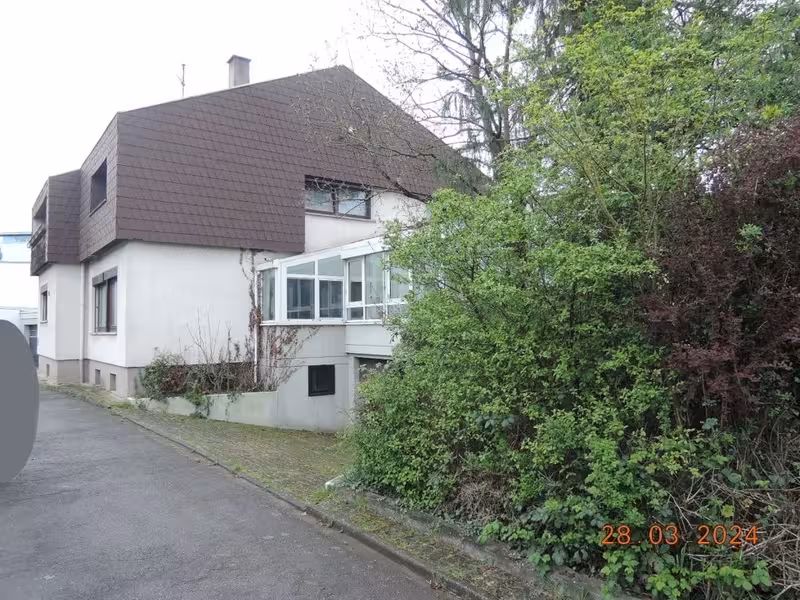 Wohnungseigentum (Einfamilienhaus mit Doppelgarage) in Wiesloch - Bild 2