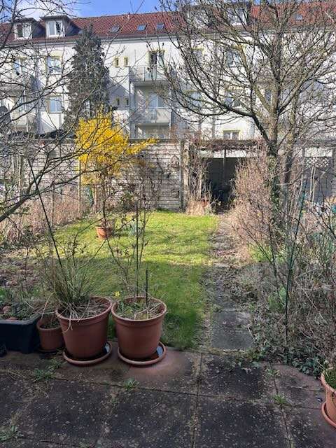 Einfamilienhaus, Reihenhaus, Garage in Hannover - Bild 2