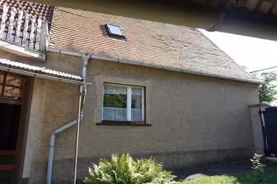 Resthof mit Wohnhaus und Scheune in Ederslebener Straße  2a, 06556 Artern , Voigtstedt - Bild 2