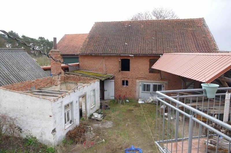 Einfamilienhaus, unbebautes Grundstück und Grünland in Etingen - Bild 3