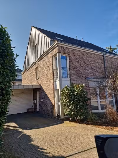 Doppelhaushälfte in Luxemburger Allee 85, 45481 Mülheim an der Ruhr, Saarn - Bild 1