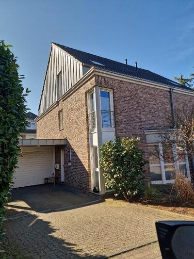 Doppelhaushälfte in Luxemburger Allee 85, 45481 Mülheim an der Ruhr, Saarn - Bild 1