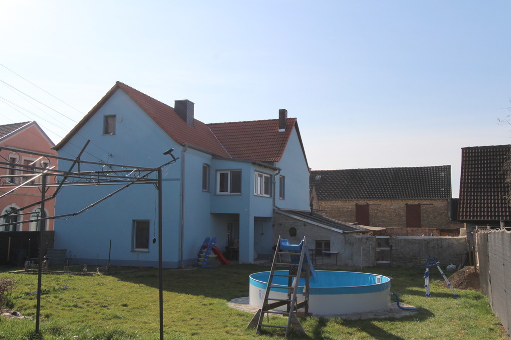 Einfamilienhaus, Wohnbaufläche/Grünanlage in Aschersleben - Bild 3