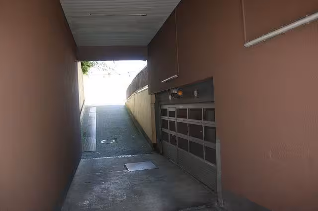 Kfz-Stellplatz, Eigentumswohnung (3 bis 4 Zimmer) in Essen - Bild 4