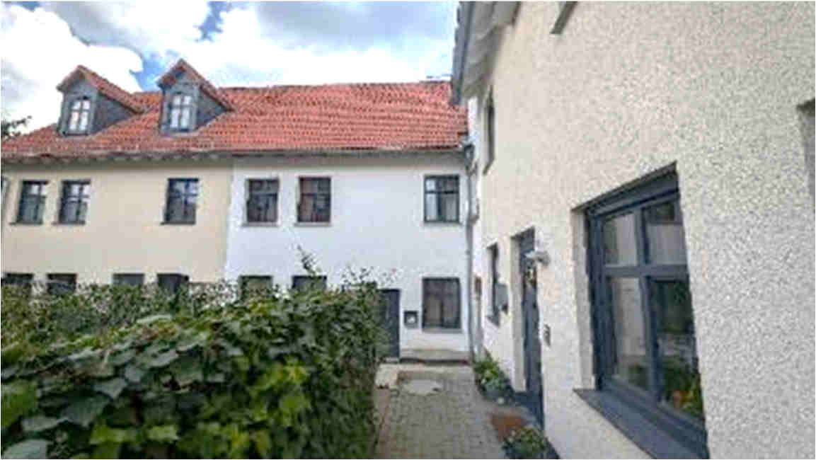 Kfz-Stellplatz, Reihenhaus in Idstein - Bild 1