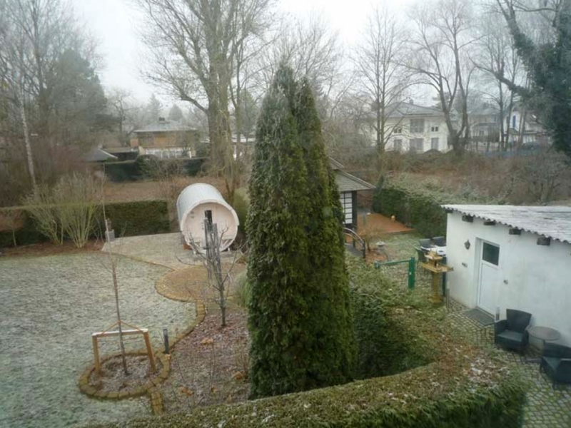 Einfamilienhaus mit Pool, Saunahaus und Tee-Pavillon in Rangsdorf - Bild 3