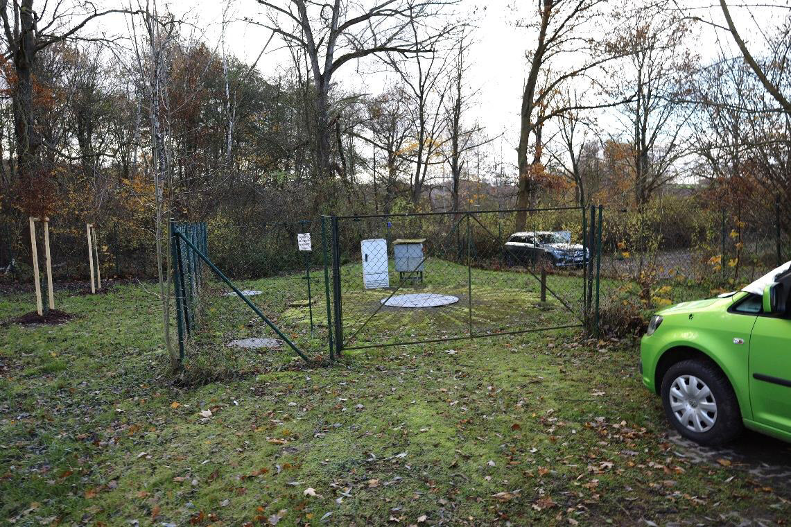 Sonstiges, Bungalow, Wald- und Verkehrsfläche in Hachelbich - Bild 4
