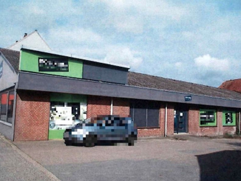 Gebäude eines ehem. Baustoffmarktes mit Küchenstudio in Schleswig - Bild 4