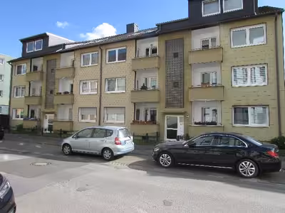 Garage in Rheintörchenstraße 36, 38, 47055 Duisburg, Wanheimerort - Bild 1