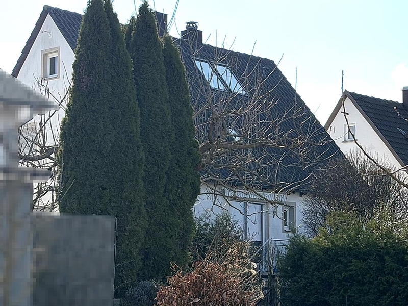 Einfamilienhaus mit Garage/Geräteraum in Rechberghausen - Bild 4