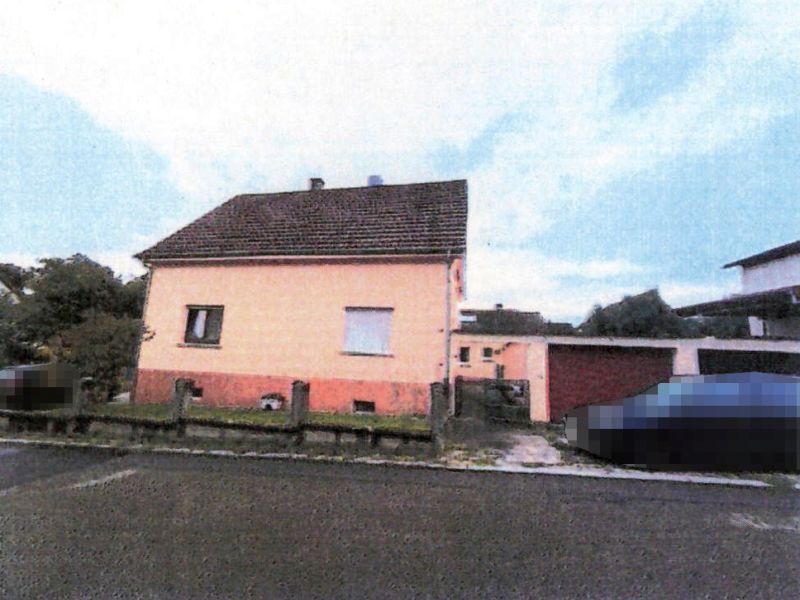 Einfamilienhaus mit Nebengebäude, Doppel- und Einzelgarage in Bad Rappenau - Bild 3