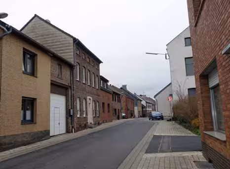 Zweifamilienhaus in Friesheim - Bild 2