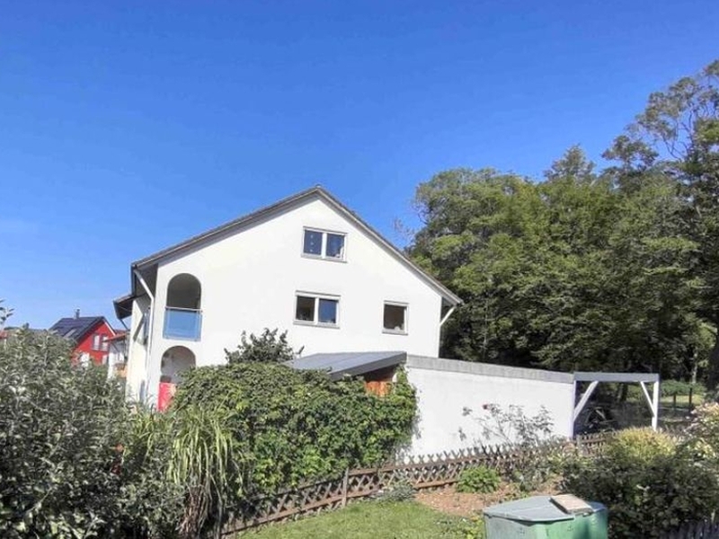 Doppelhaushälfte mit Einliegerwohnung und Garage in Essingen - Bild 2